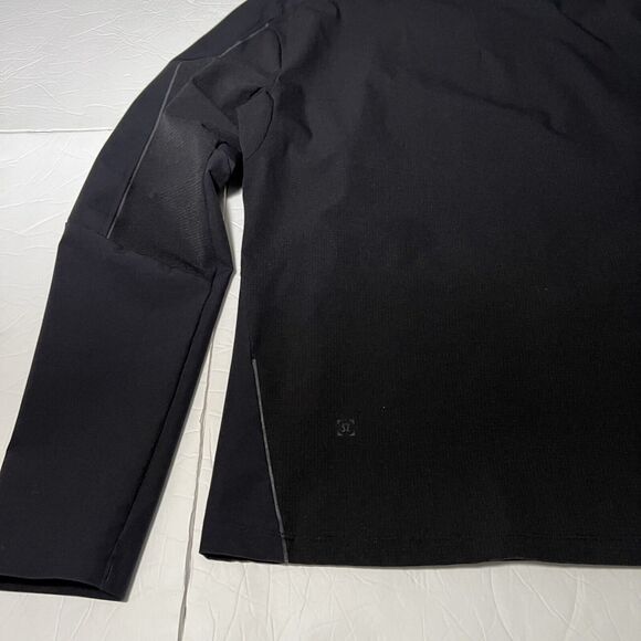 Lululemon Mens crewneck sweater  Zipped Pockets Size M Black - Picture 3 of 7